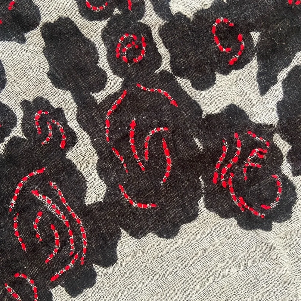 Wool Floral Print Scarf